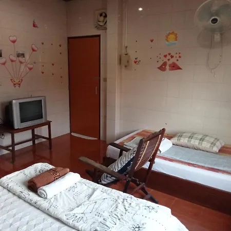 Np Guesthouse Trat Exterior photo
