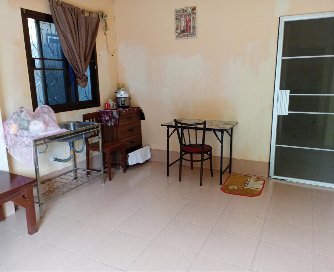 Np Homestay *
